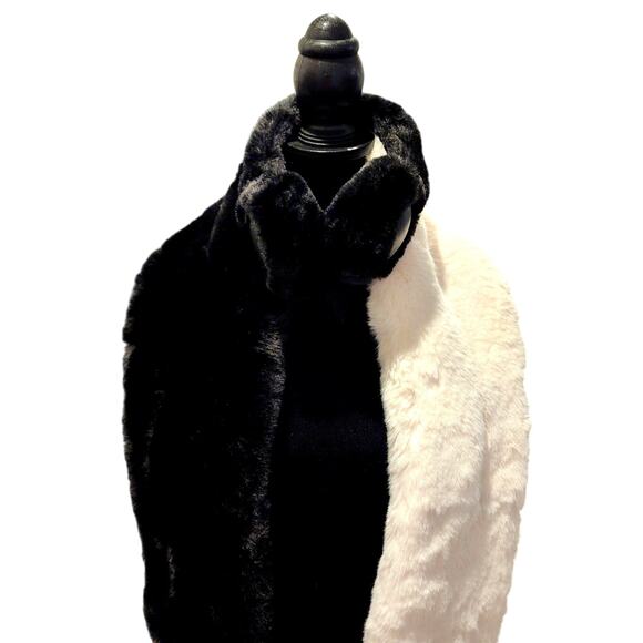 APPARIS Abby Faux-Fur Scarf Set with Black Earmuffs MSRP$190 NEW! - Picture 9 of 15